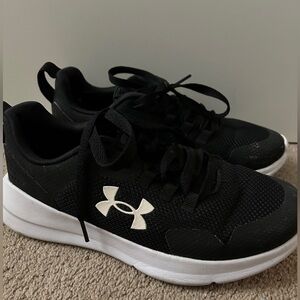 Women’s Under Armor Sneakers. Worn maybe once or twice.